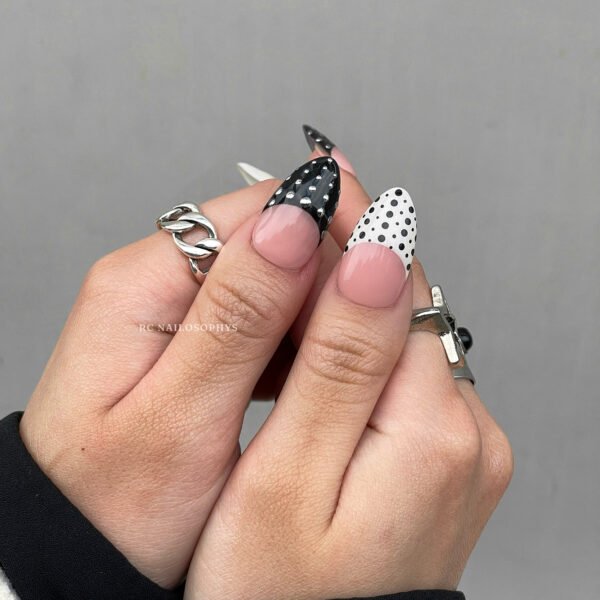 Blooming Polka Dots faux ongles