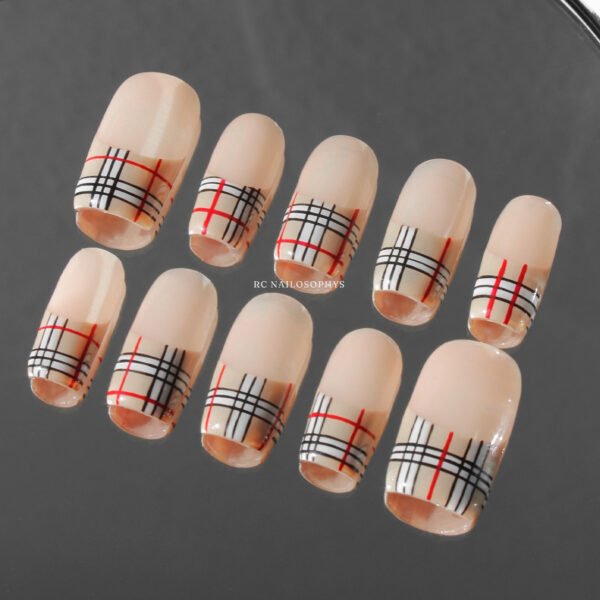 London Plaid Frenchies faux ongles/press on nails