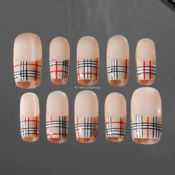 London Plaid Frenchies faux ongles/press on nails