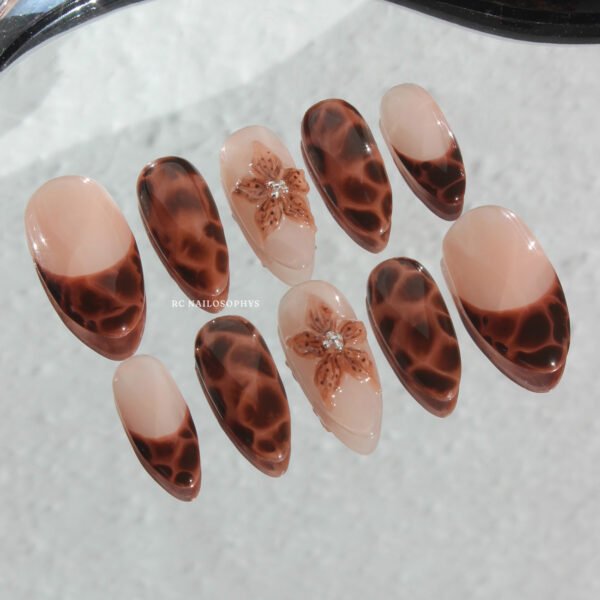 Tortoise Fleur faux ongles press on nails