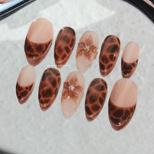 Tortoise Fleur faux ongles press on nails